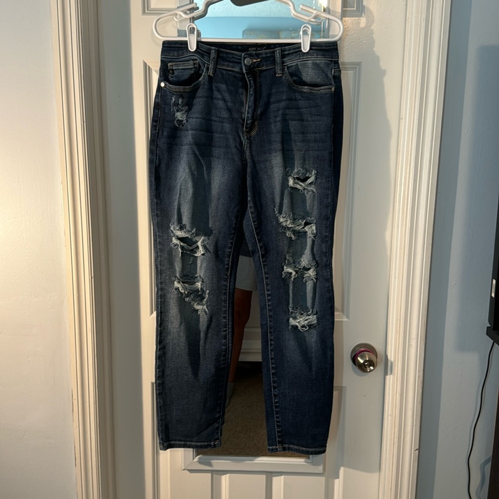 Judy Blue boyfriend fit distressed size 9 NWOT